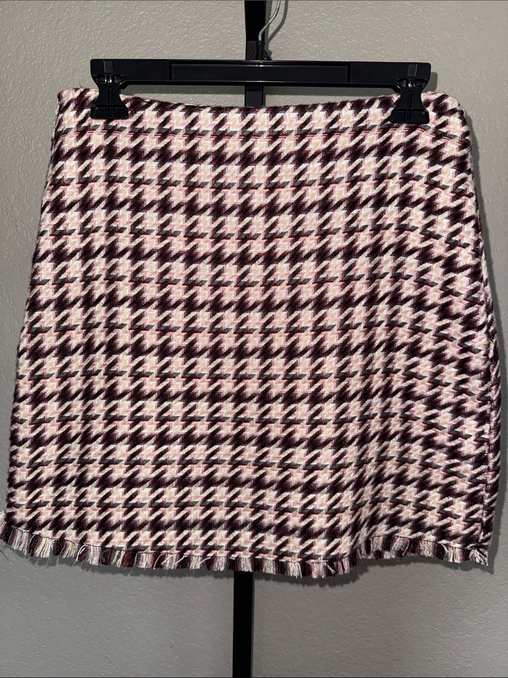 BCBG Pink and Black Houndstooth Mini Skirt 6